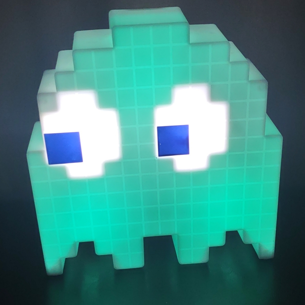 Pac Man Ghost Light, Color Changing, Excellent Condition - Picture 4 of 8